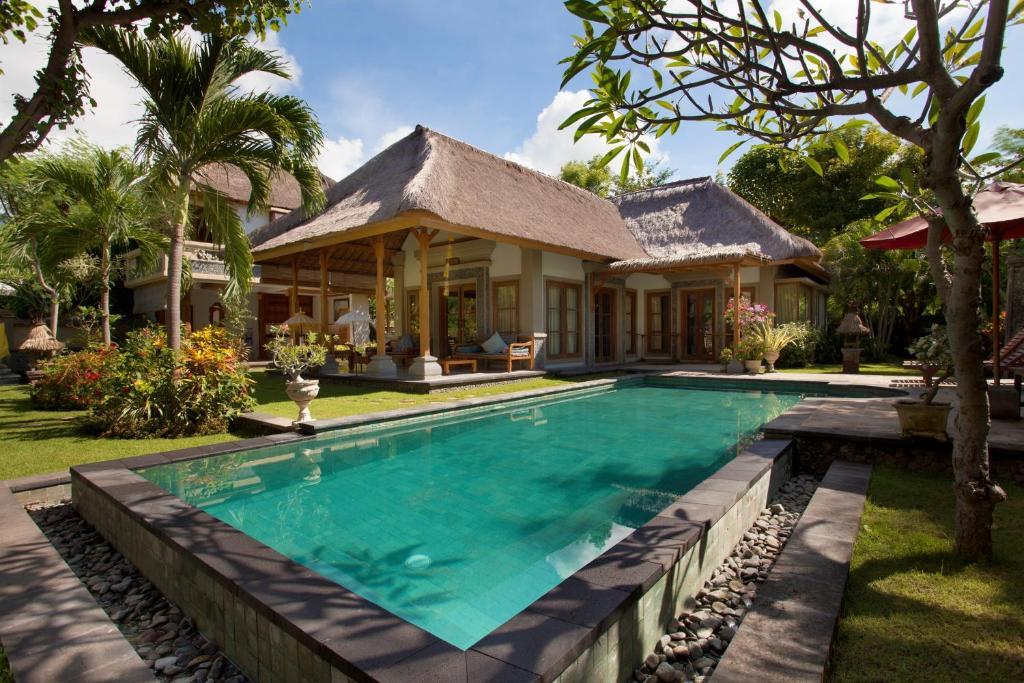 Taman Sari Bali Cottages Banyuwedang Pokoj fotografie